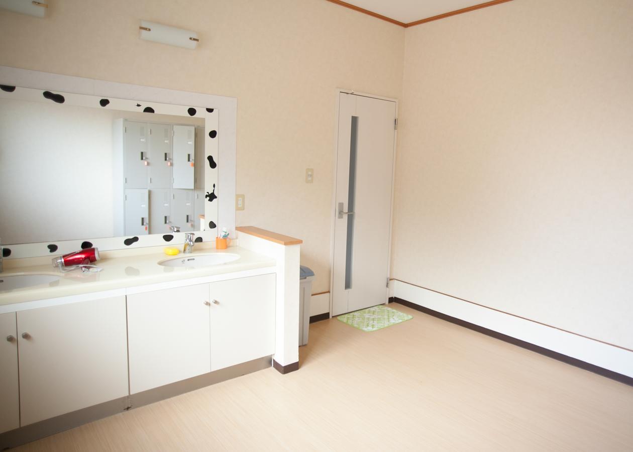 Ishigakijima Sunflower House Ishigaki  ภายนอก รูปภาพ