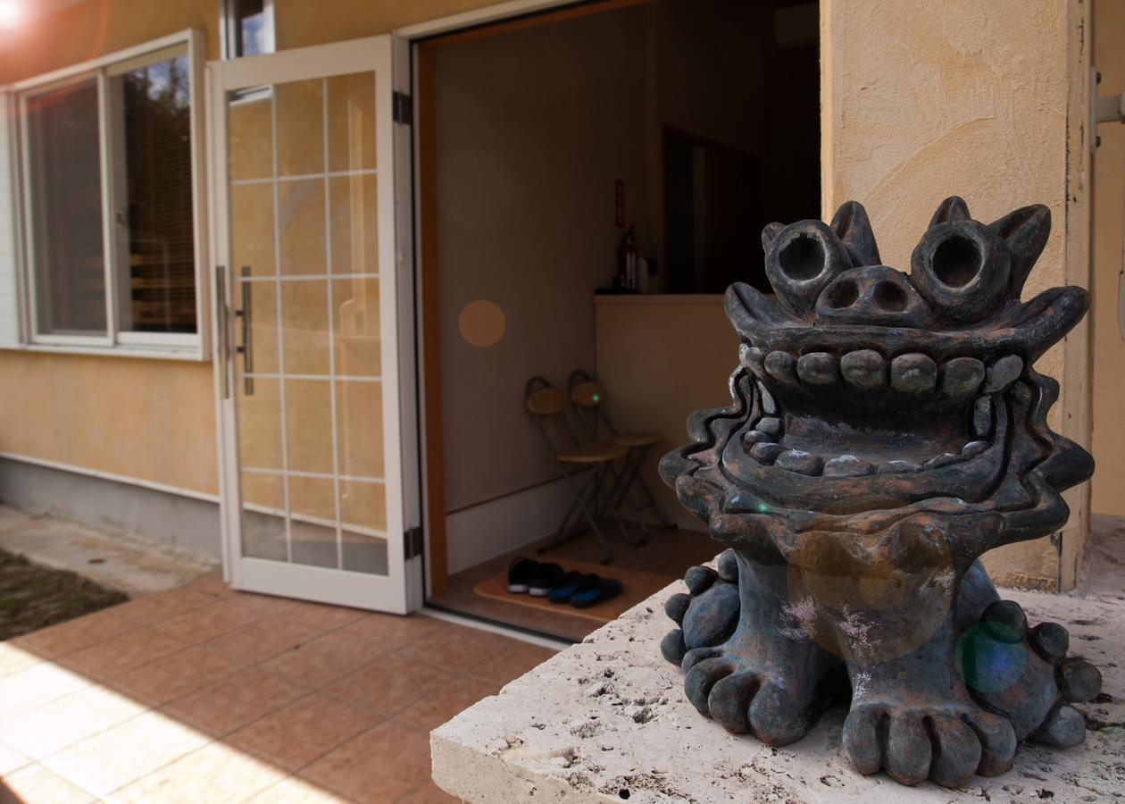 Ishigakijima Sunflower House Ishigaki  ภายนอก รูปภาพ